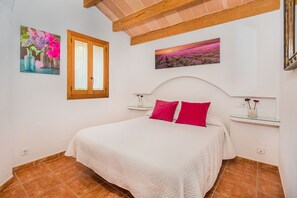 2 chambres, fer et planche Ă repasser, Wi-Fi gratuit, draps fournis