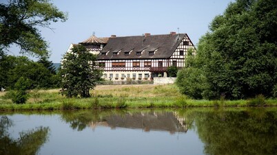 Historic manor in the Steigerwald with swimming pool and sauna