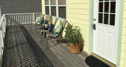 Charming Beach House in Rockport!! Come Relax and Enjoy!!