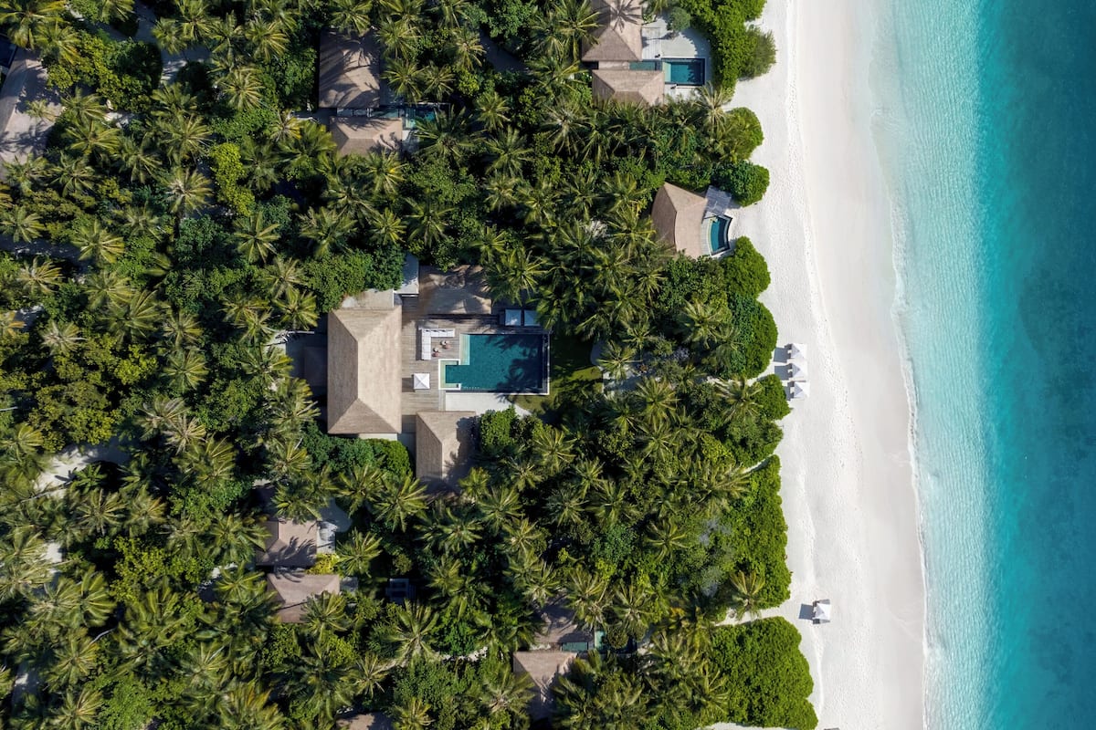 Royal, 3 Bedrooms, Beachfront (Residence, Club InterCont. Benefits) | Premium bedding, down comforters, memory foam beds, minibar