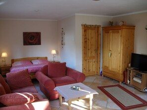 Télévision, chaîne hi-fi