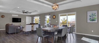 The Bittersweet Inn: Brand new 6 bed 5 bath house