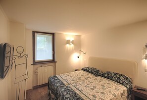 Apartment, 3 Schlafzimmer, 2 Bäder, Bergseite