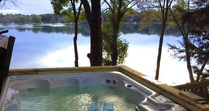 Hidden Gem on the Lake Near Popular Attractions