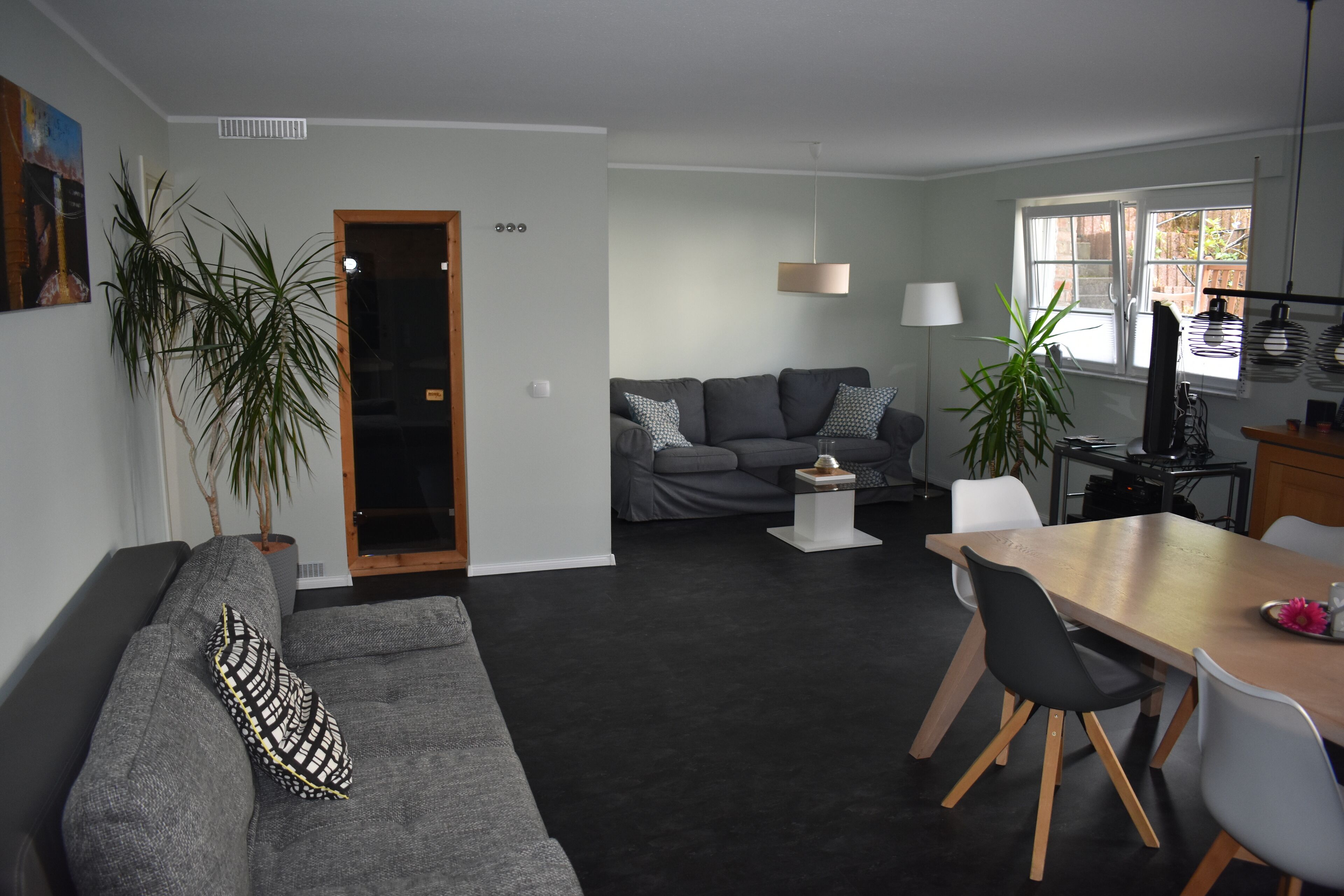 Télévision, livres, médiathèque