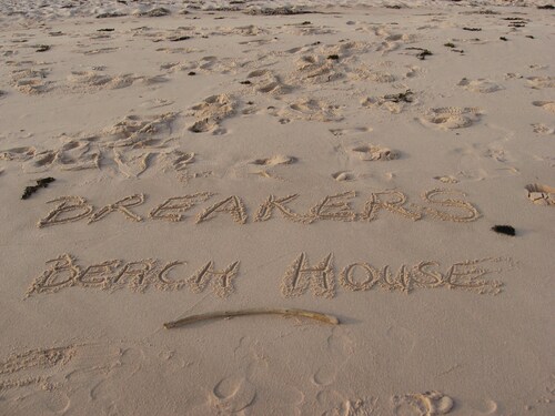 Breakers Beach House- Oceanfront with Stunning Views