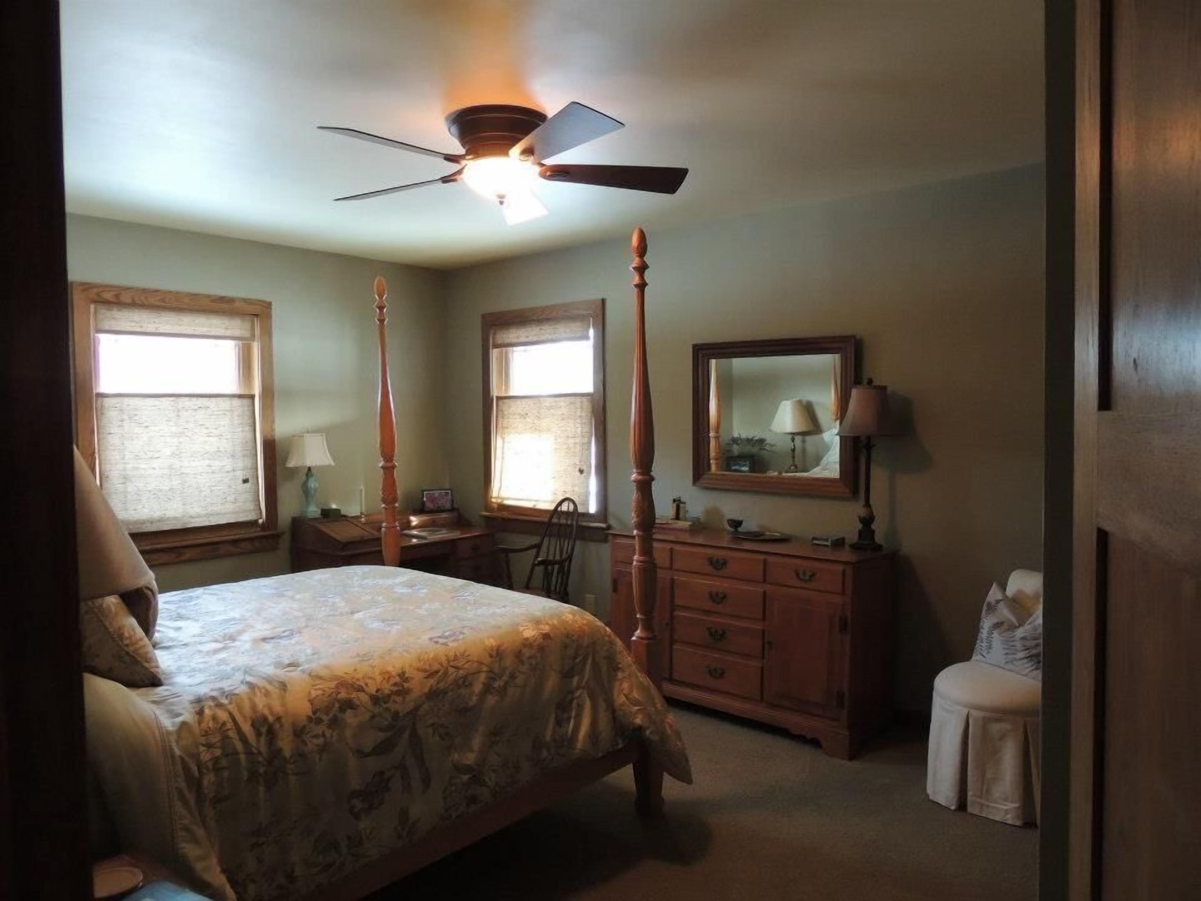 FERNWALK: 5-Star cottage that's soothing to the soul.