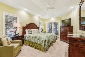 3 bedrooms, iron/ironing board, internet, bed sheets