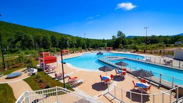 Indoor pool, outdoor pool