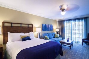 Caja de seguridad en la habitación y escritorio 