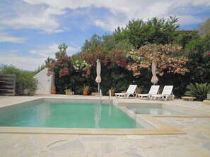 Outdoor pool - Apartment 70 m2 to 4persons, washing machine, swimming pool, private parking (Kamilari)