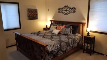 2 bedrooms, desk, iron/ironing board, travel cot