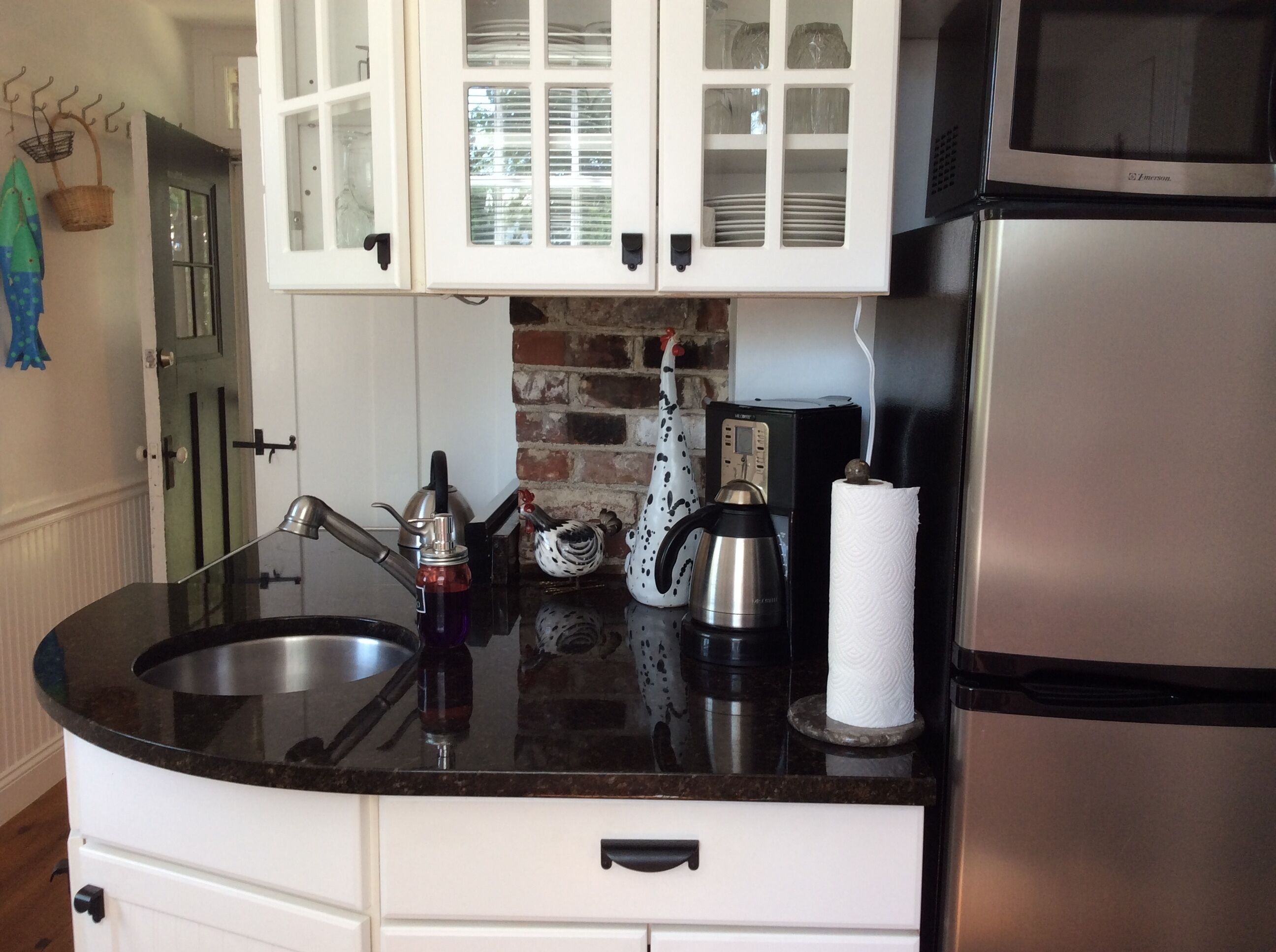 Beautifully Renovated Two Bedroom Cottage in the Heart of Downtown Mystic.