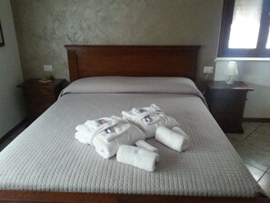 2 Schlafzimmer, Zimmersafe, WLAN, Bettwäsche