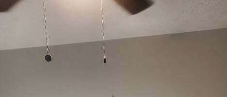 2 sovrum, skrivbord, strykjärn/strykbräda och gratis wi-fi