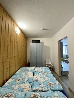 3 habitaciones, cuna de viaje y wifi gratis 