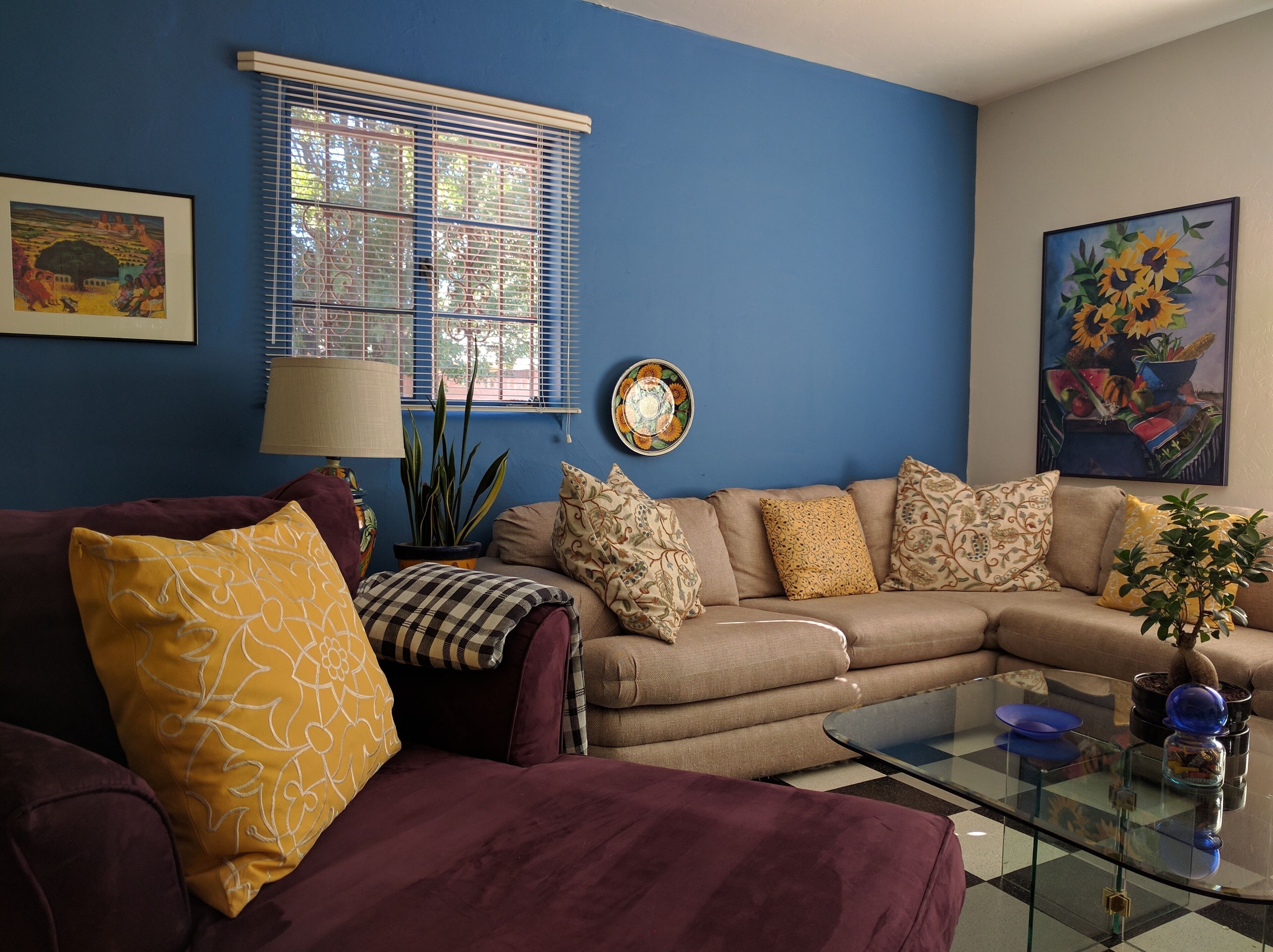 COMFORTABLE MIDTOWN APARTMENT IN PRIVATE HOME