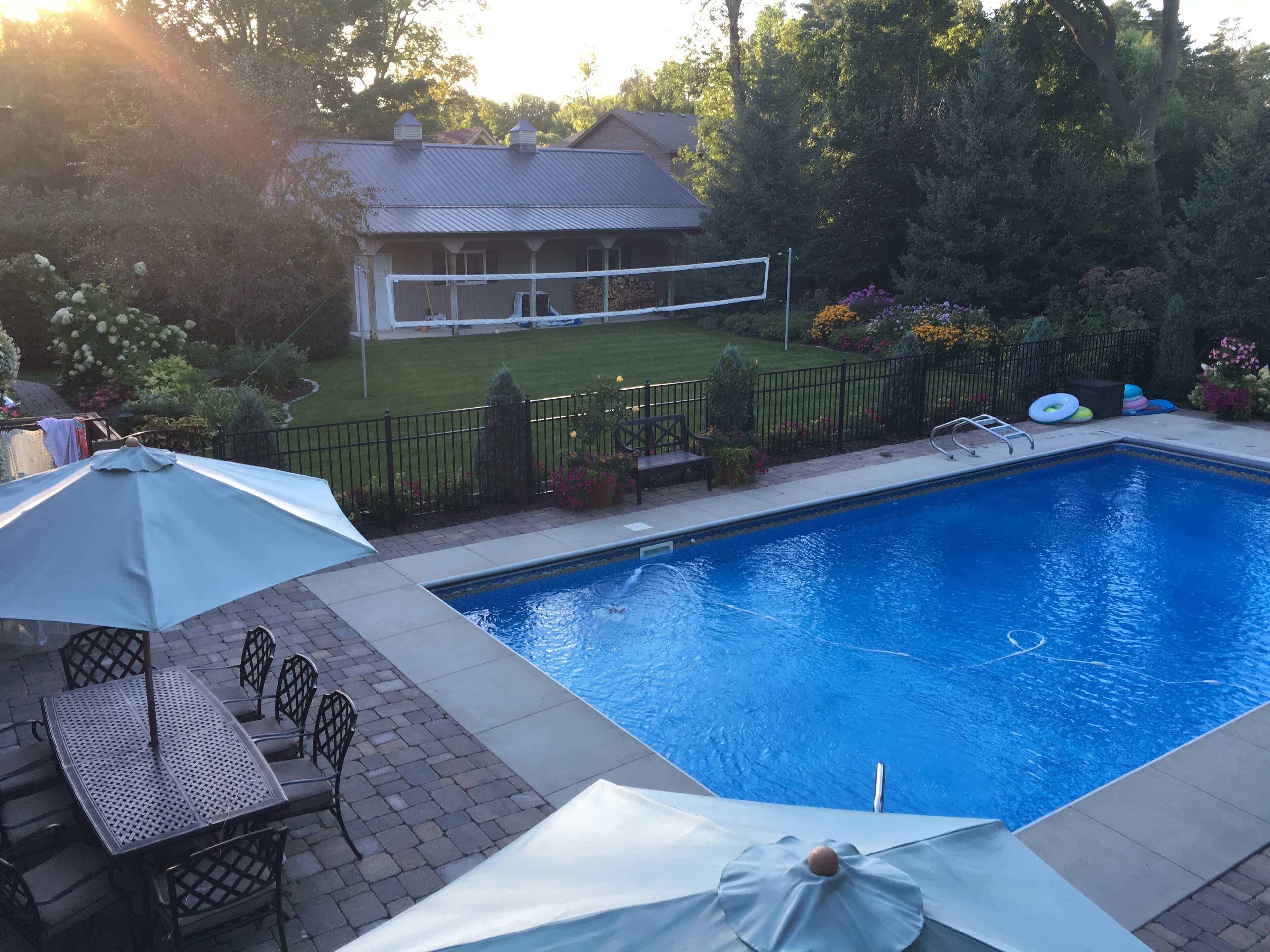 Family Friendly Home With Hot Tub and Pool 