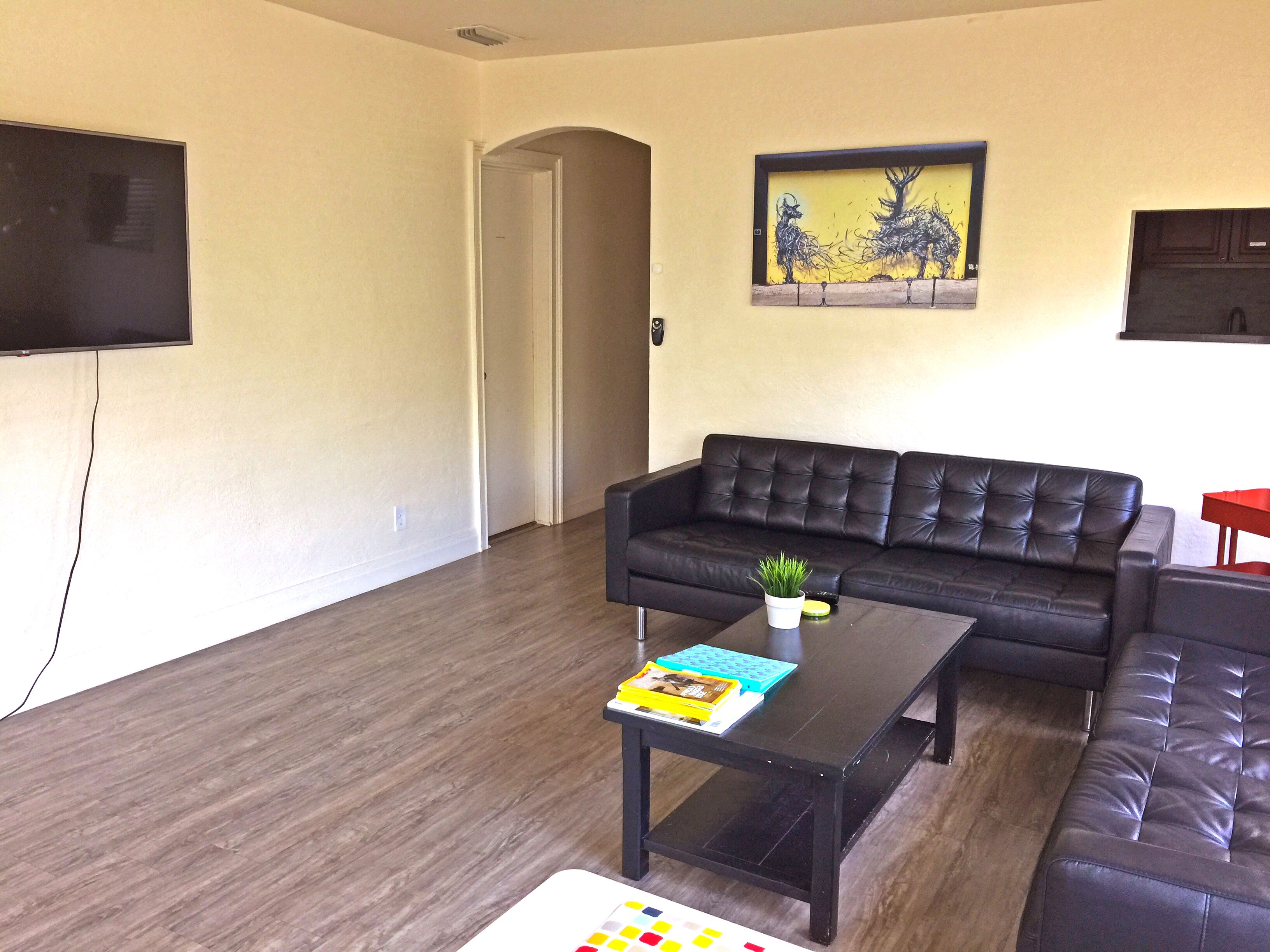 Fillmore Suite A: Spacious/Laundry/2br/Gourmet Kitchen/Wi-Fi/OLED 55" TV