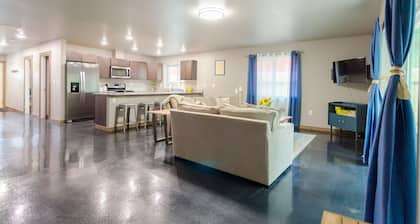 Retraite de montagne moderne! Pour toute la famille, les animaux sont les bienvenus!