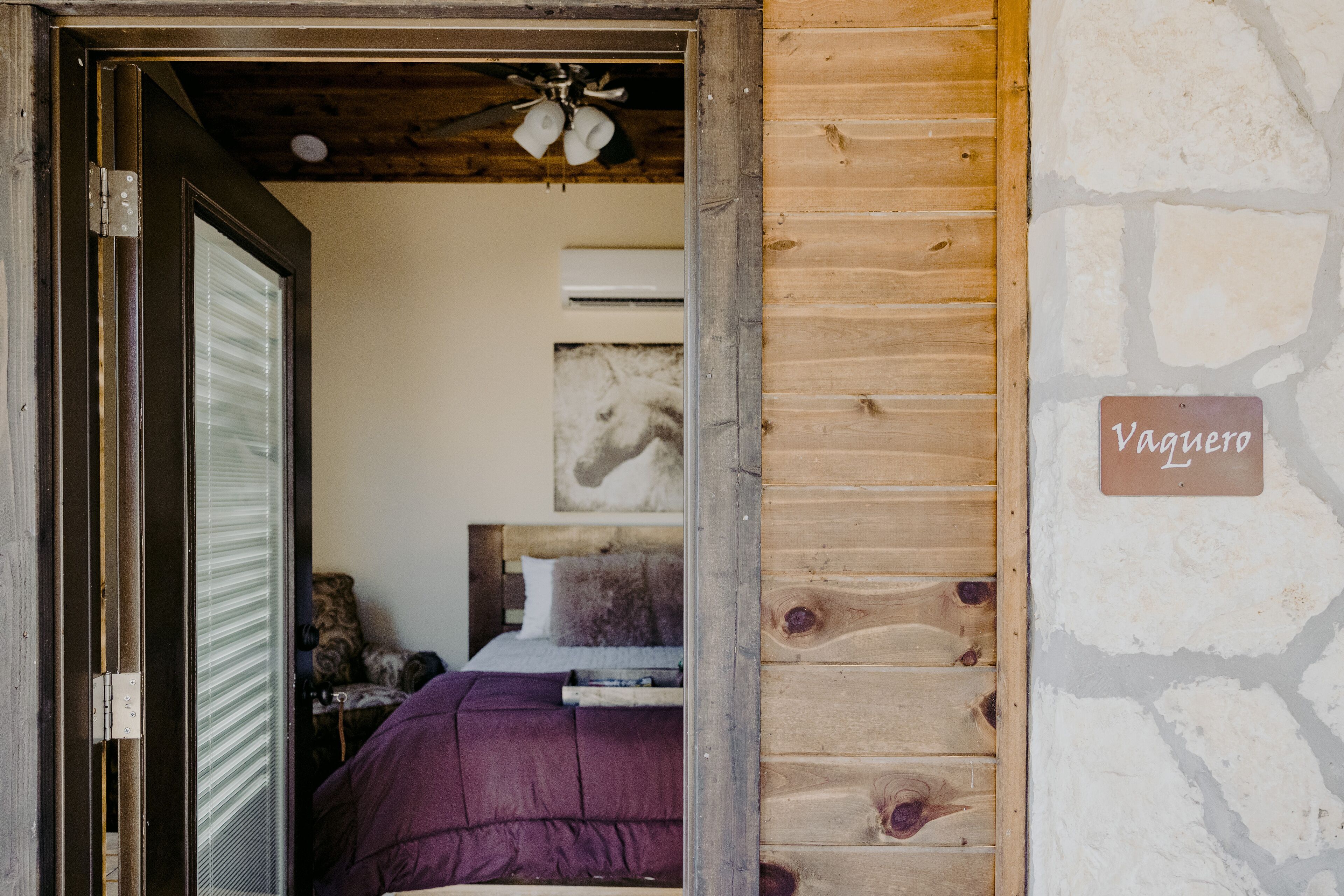 Vaquero Room - Estable Building - Asante Lodging & Events