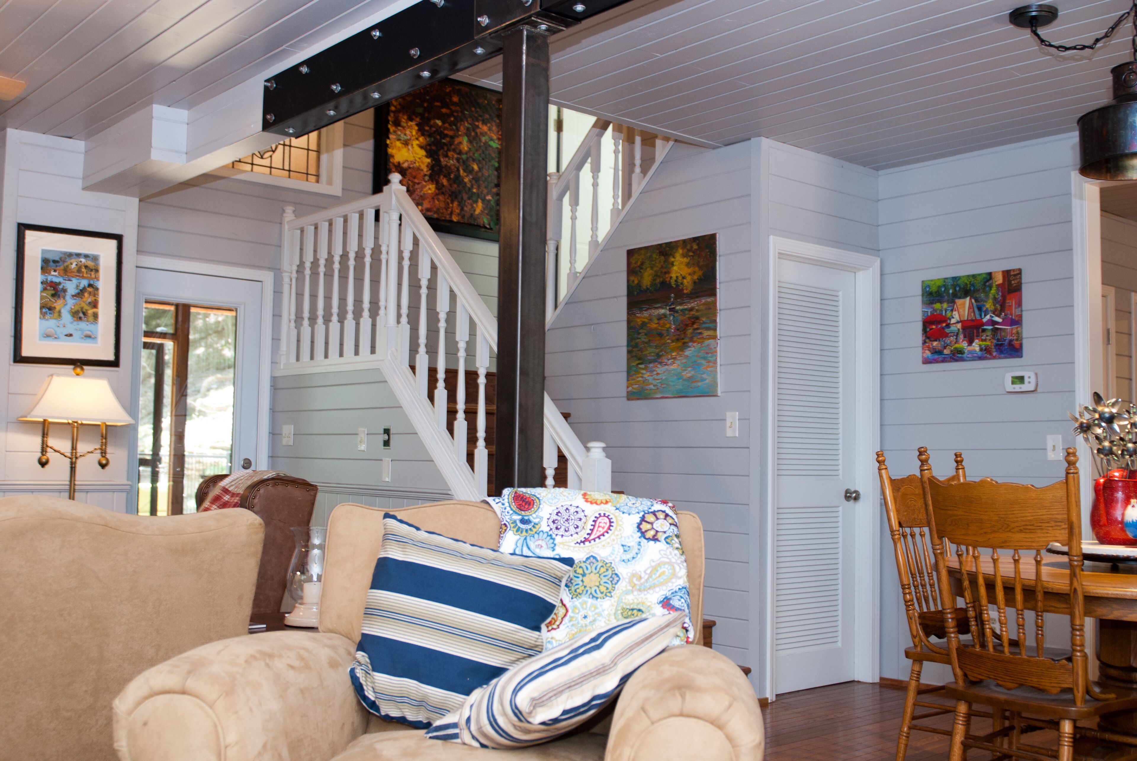 Newly Renovated Lake Front House!