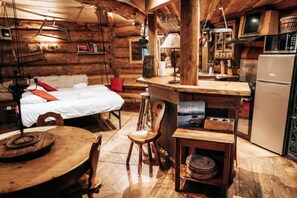 1 soverom, strykejern/-brett, reiseseng for barn og wi-fi (inkludert)