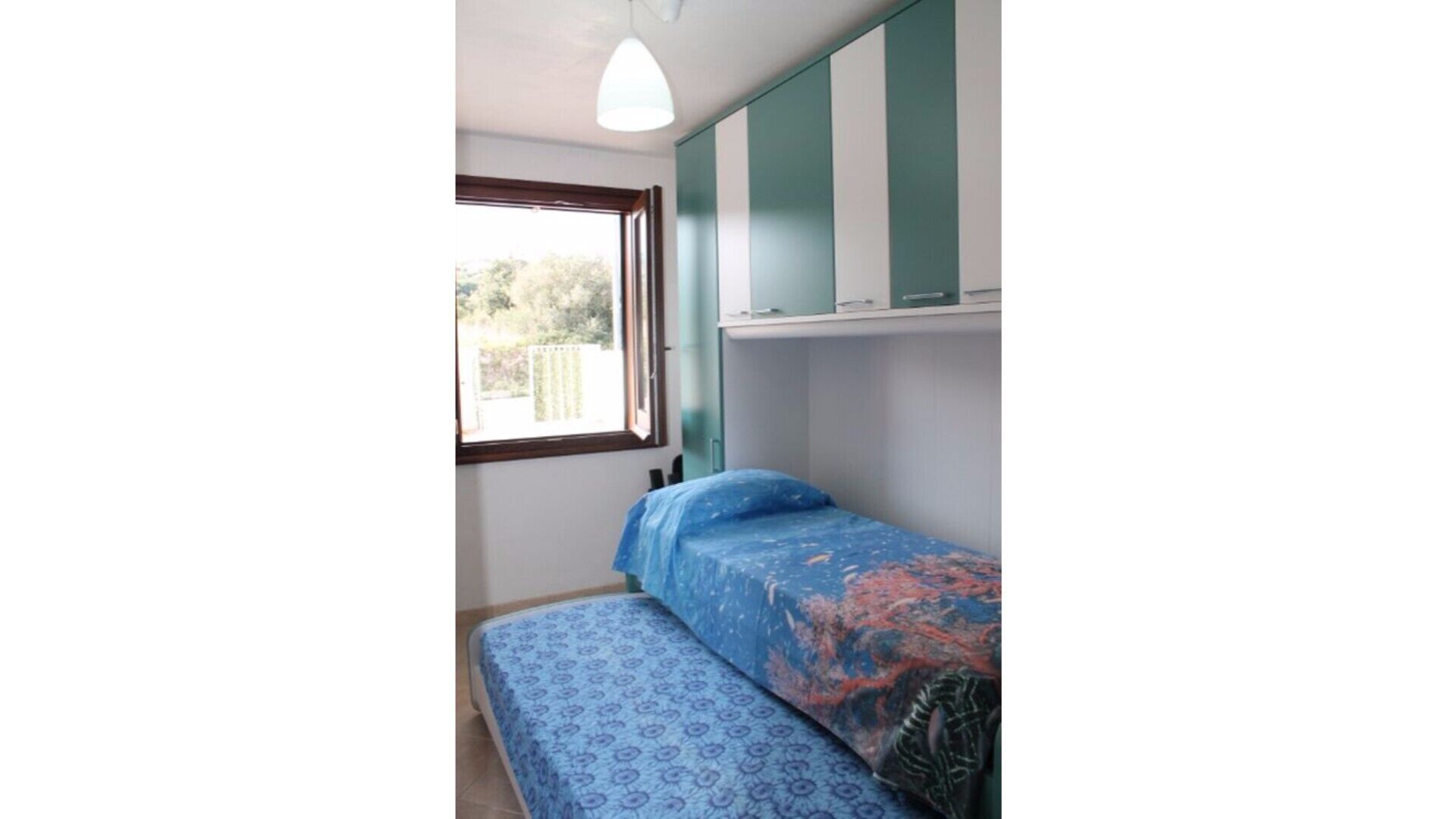 APARTMENTS 400 meters from the sea with a panoramic view. 1st floor via Giotto