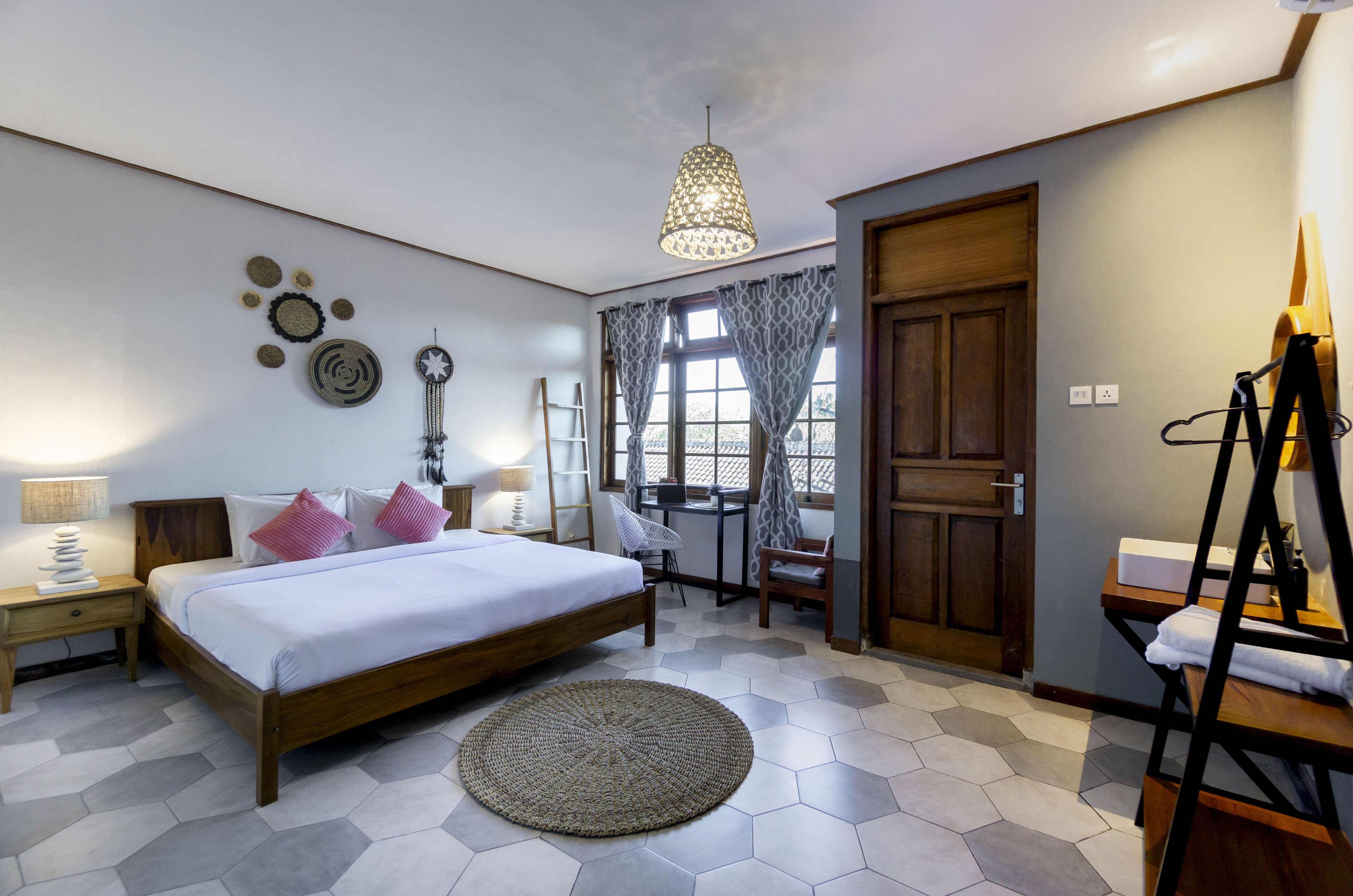 Photo - Interconnection Hostel