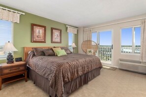 3 bedrooms, iron/ironing board, internet