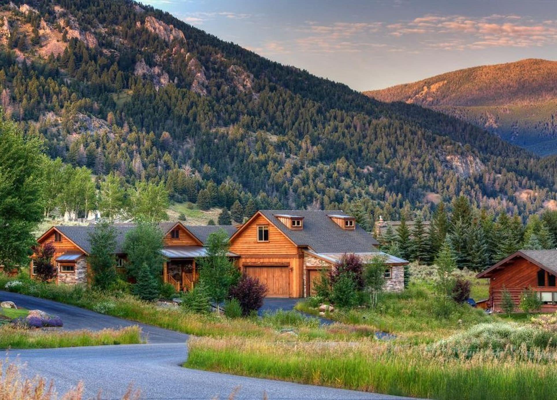 Beautiful Big Sky Home! 4 BR, 3 BA.   