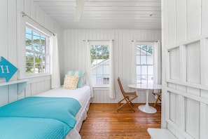 4 habitaciones, tabla de planchar con plancha y wifi gratis