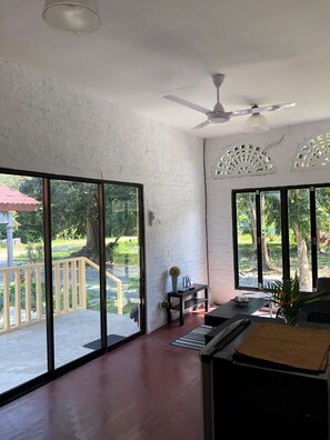 リビング エリア