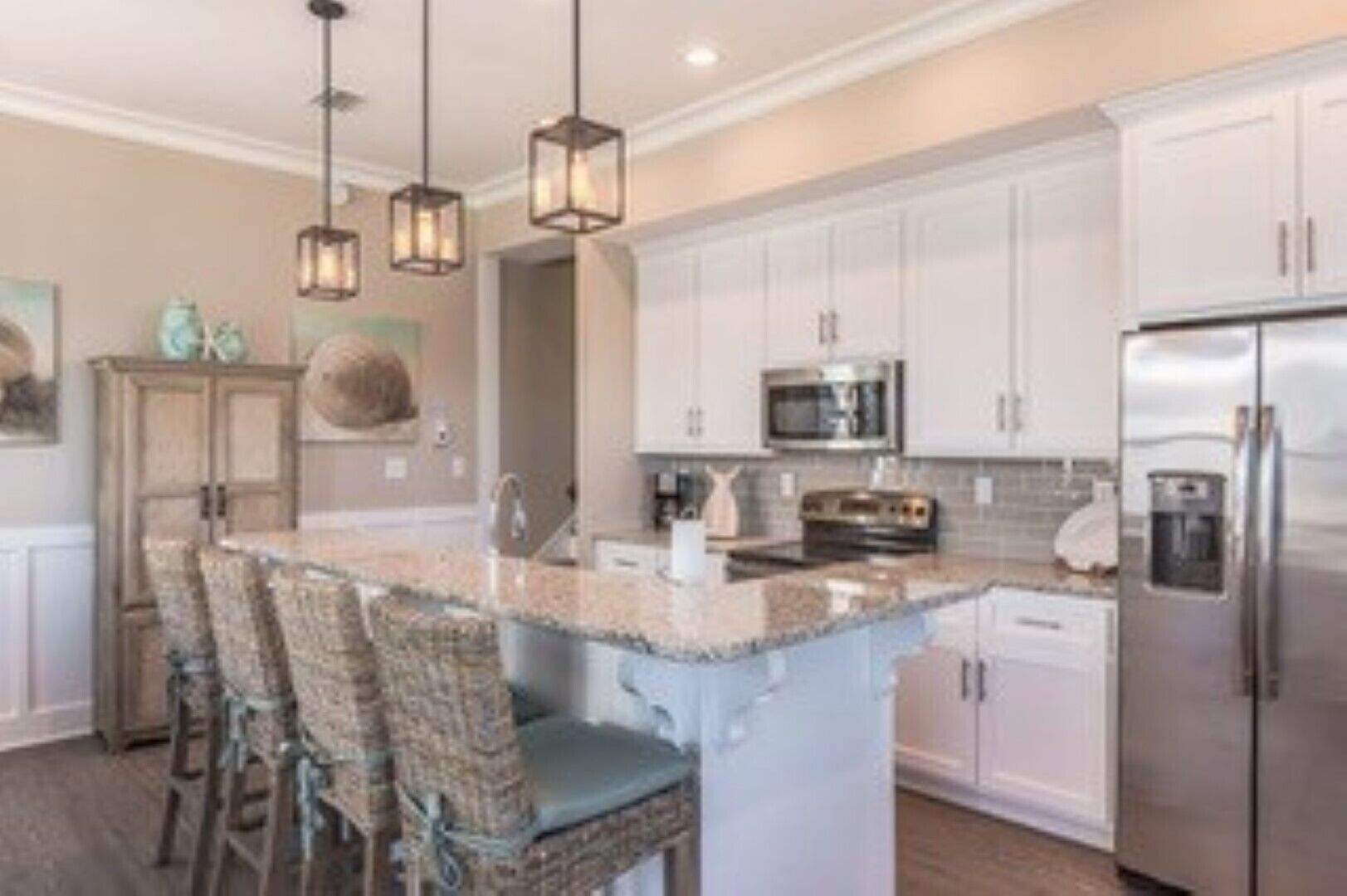 WATER FRONT! Beach Access!  Pool! Private dock