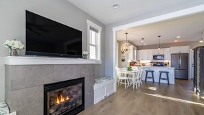 Smart TV, fireplace, DVD player