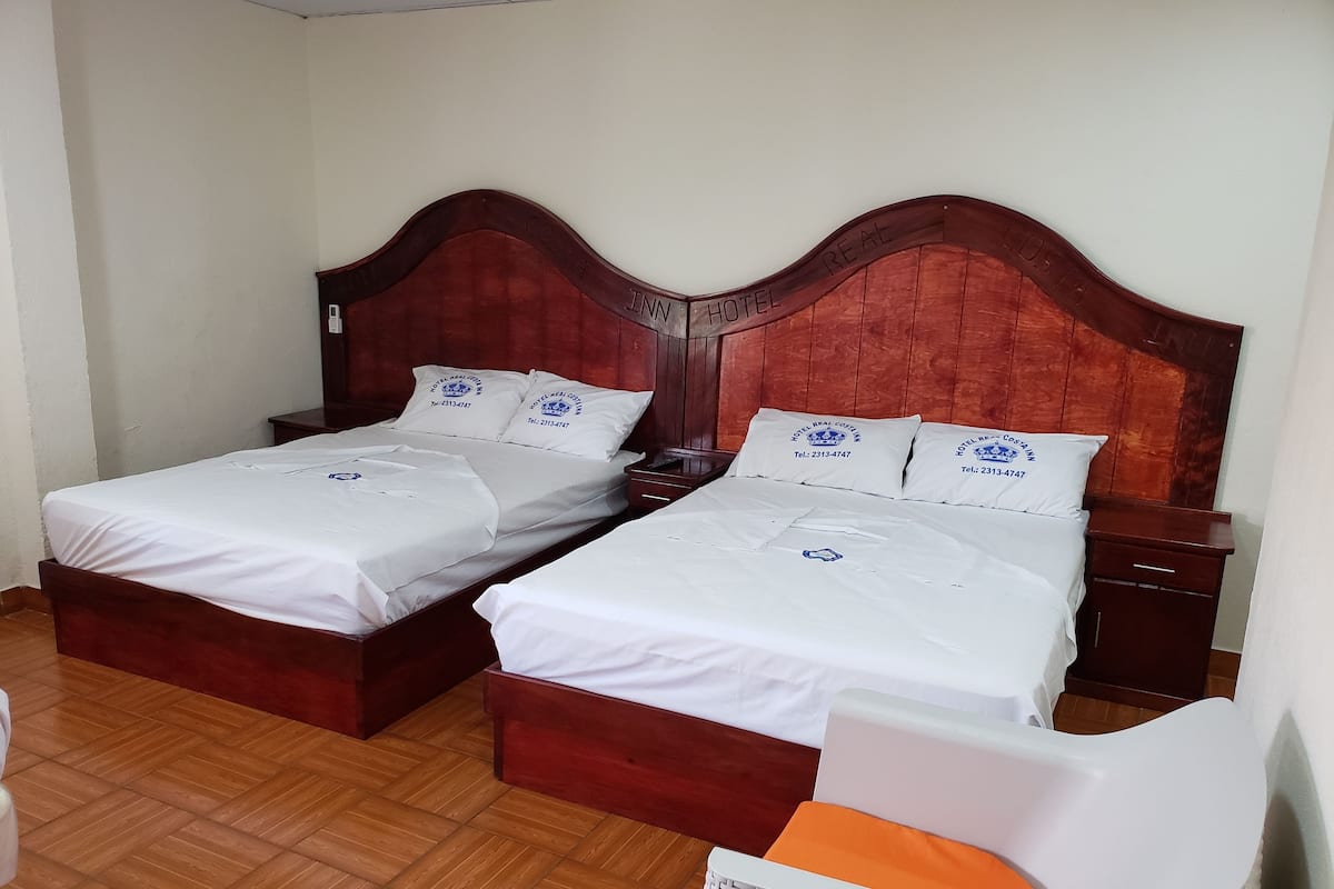 Cortinas blackout, camas plegables/adicionales y wifi gratis