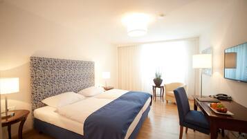 1 Schlafzimmer, Zimmersafe, Schreibtisch, Reisekinderbett