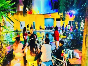 TV - Snow Pattaya (Bang Lamung)