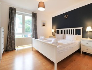 1 Schlafzimmer, Reisekinderbett, WLAN