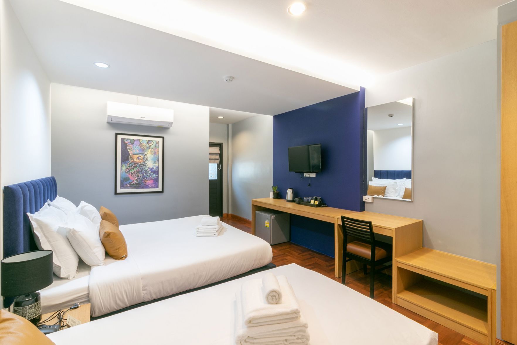 Premium bedding, desk, free WiFi, bed sheets