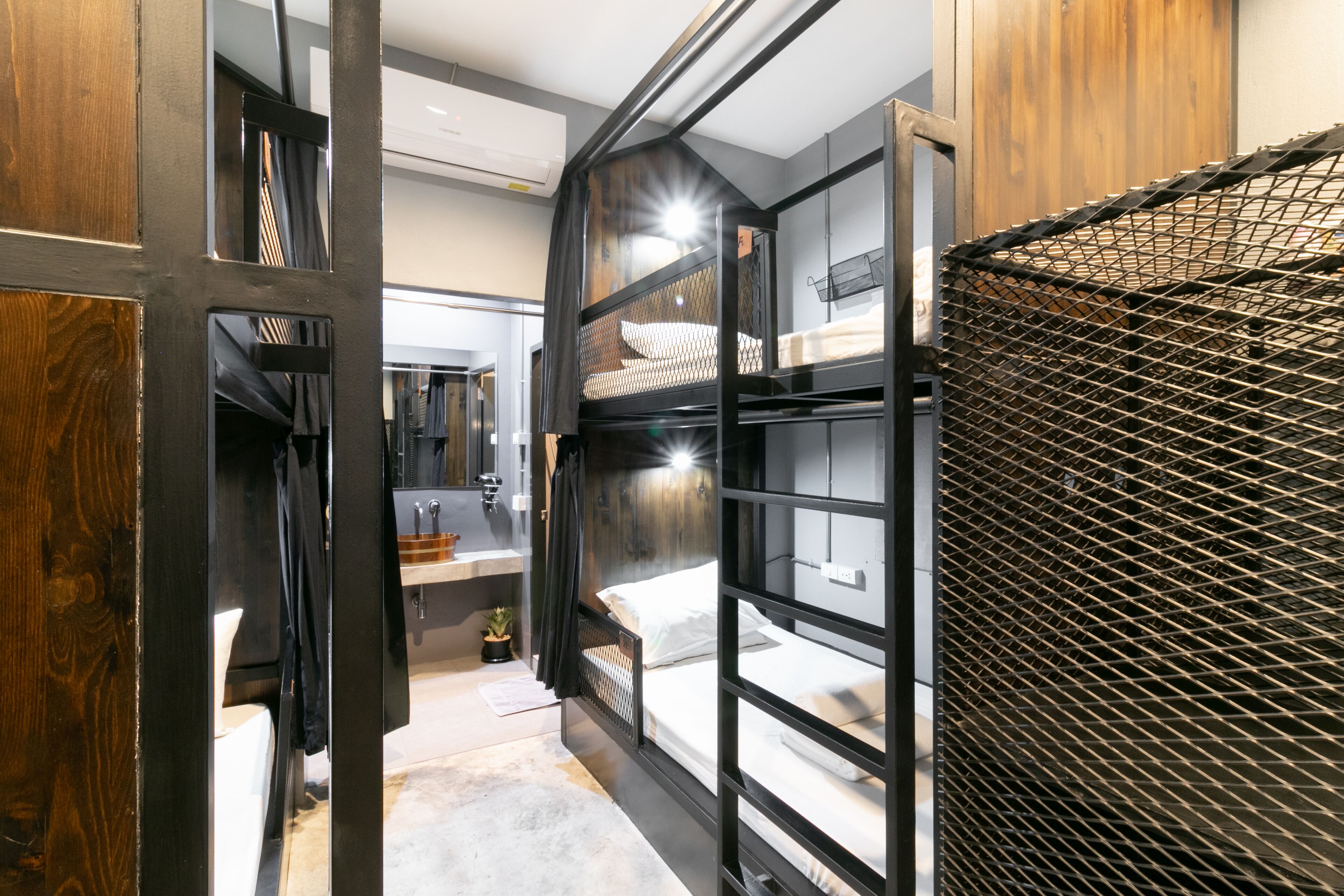 Photo - Castle Black Bangkok