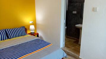 1 bedroom, hypo-allergenic bedding, individually decorated, desk