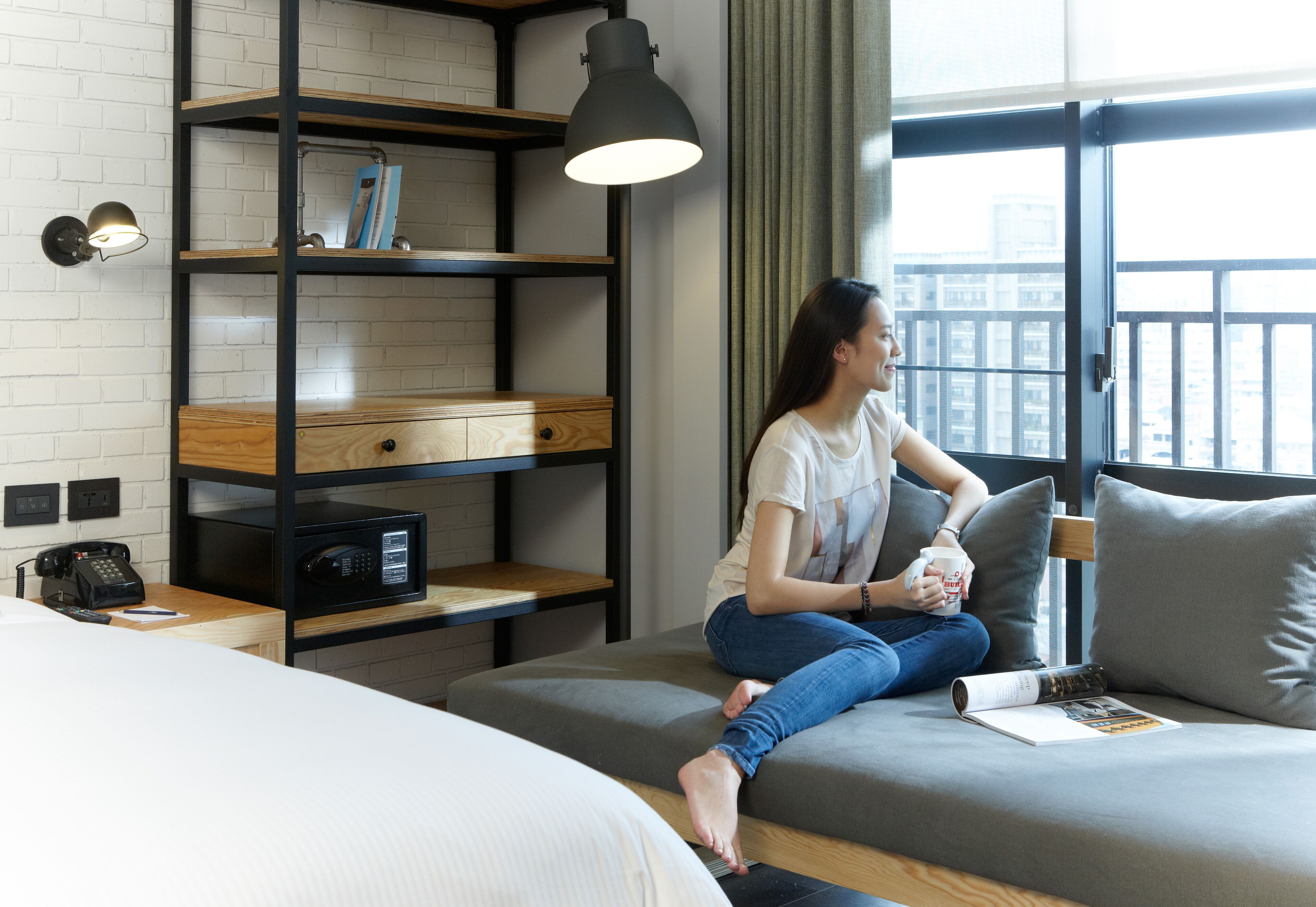 executive double room, 1 queen bed, non smoking | 1 bedroom, down duvets, memory-foam beds, minibar