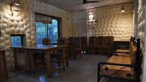 Breakfast area - Baaz Jungle Resort (Kurai)