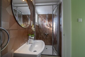 Bathroom - Protaras Villa Juliet (Paralimni)