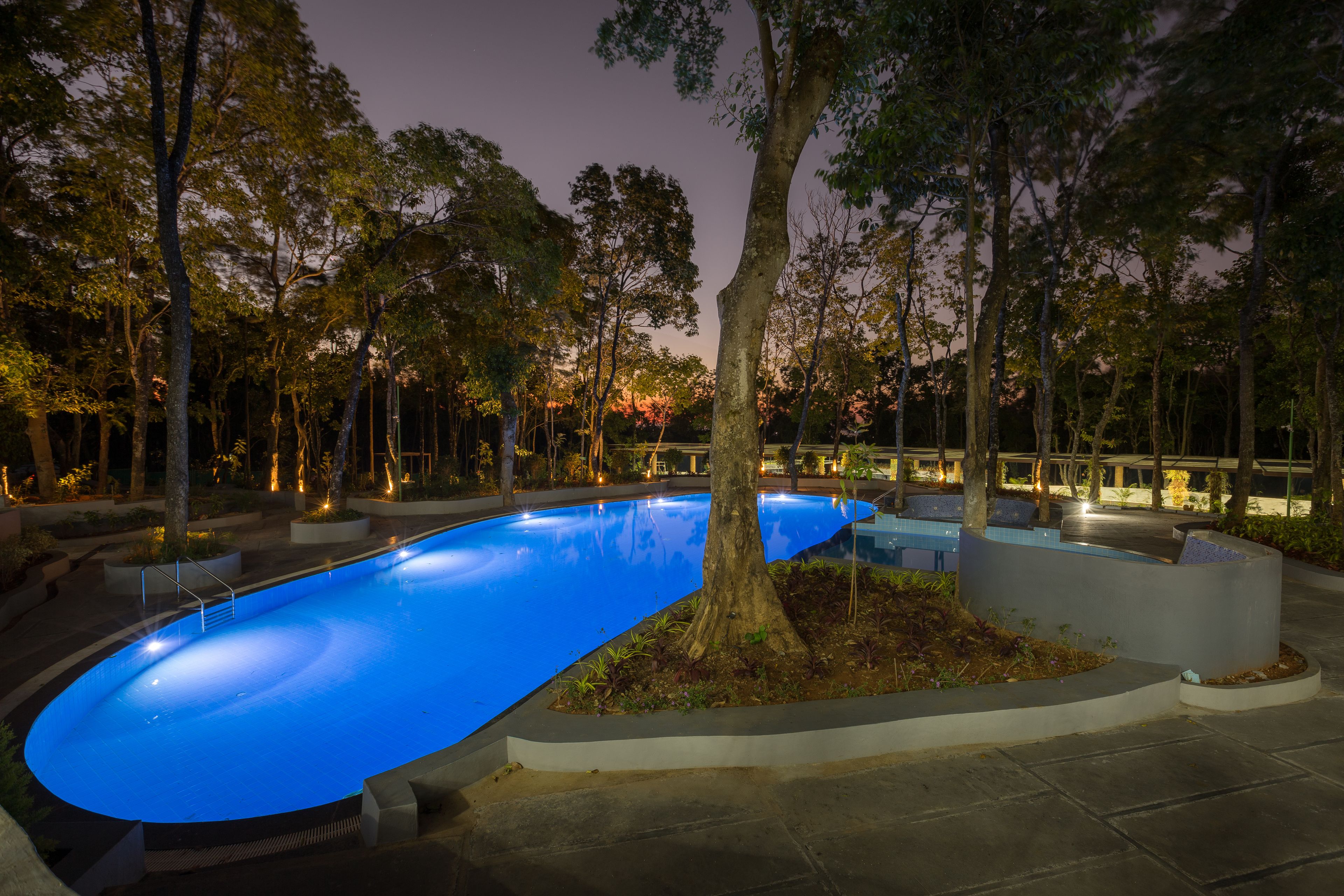 屋内プール、屋外プール