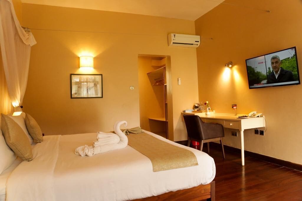 superior room (captain wing) | egyptian cotton sheets, premium bedding, in-room safe, desk