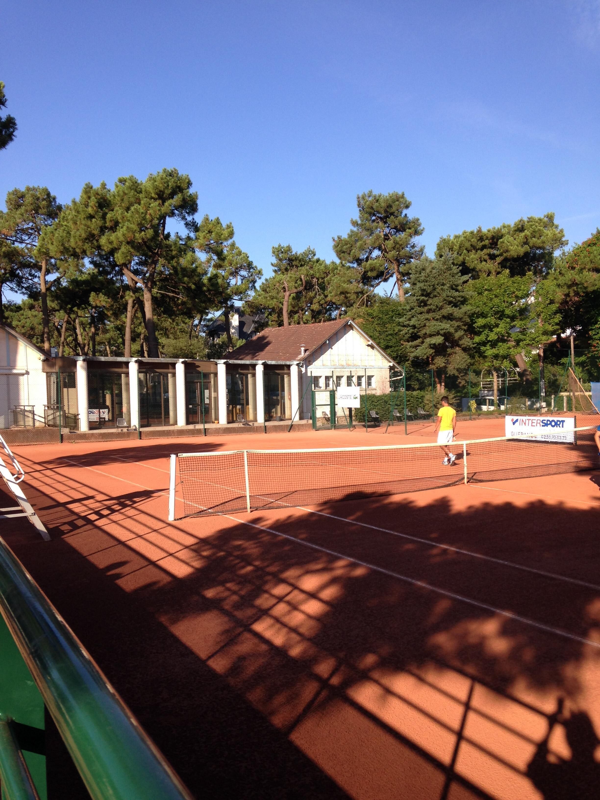 La Baule: Charming villa only step away from the beach and tennis courts