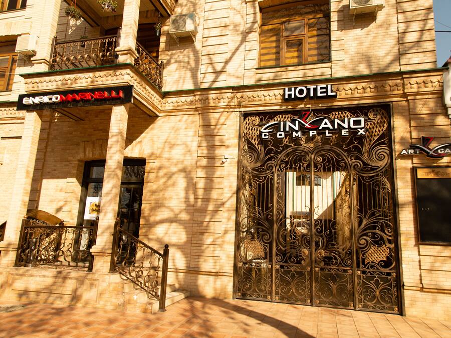 Fachada da propriedade