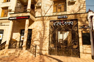 Mặt tiền nơi lưu trú